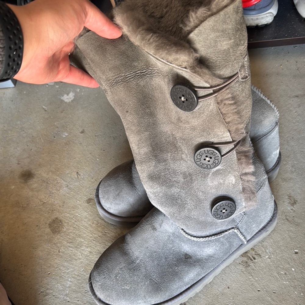Gray Button-Accent UGGS